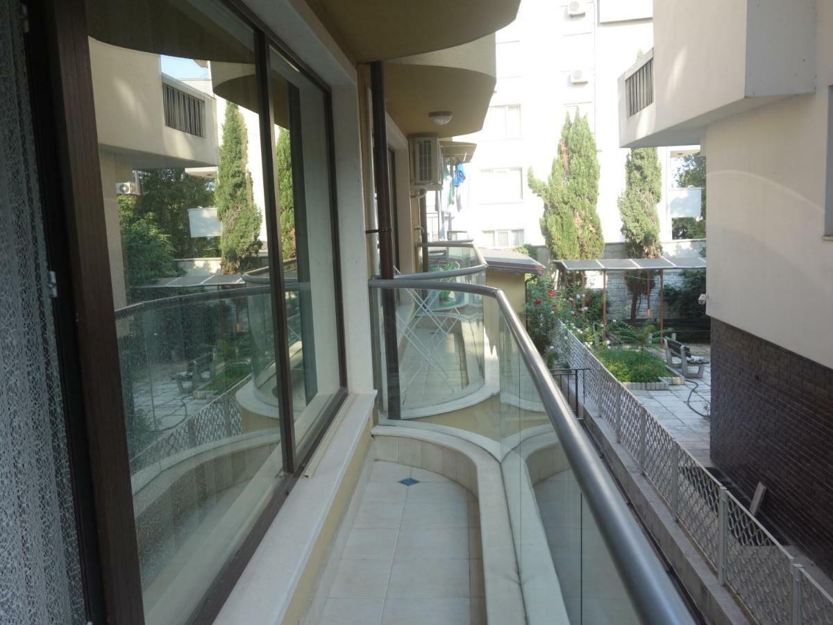Sea Garden Marina 2 Apartment Варна Экстерьер фото