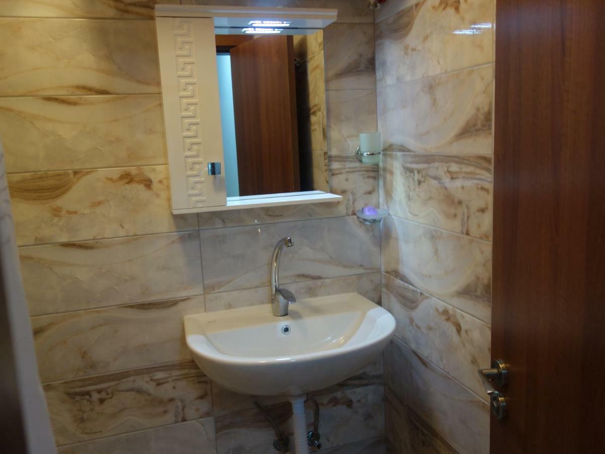 Sea Garden Marina 2 Apartment Варна Экстерьер фото